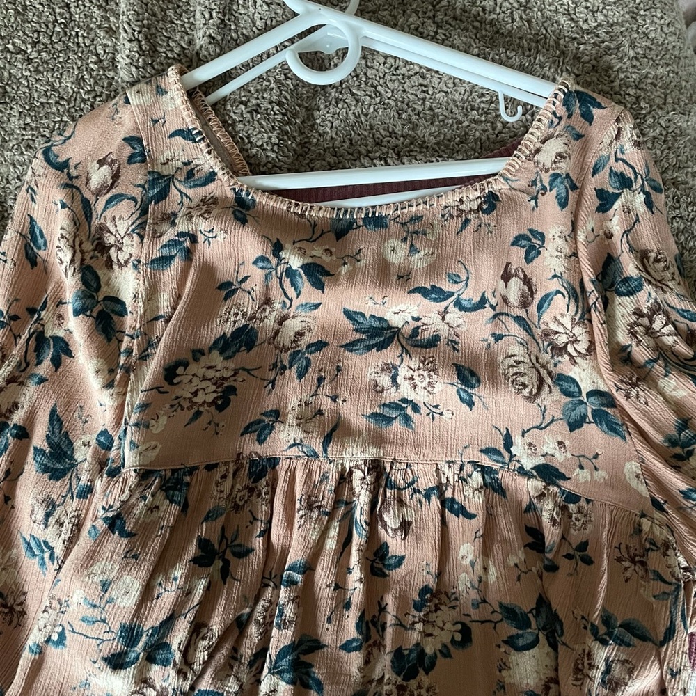 American eagle blouse
